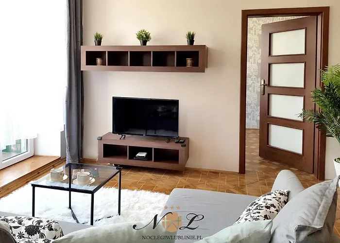 Peowiakow Superior * לובלין